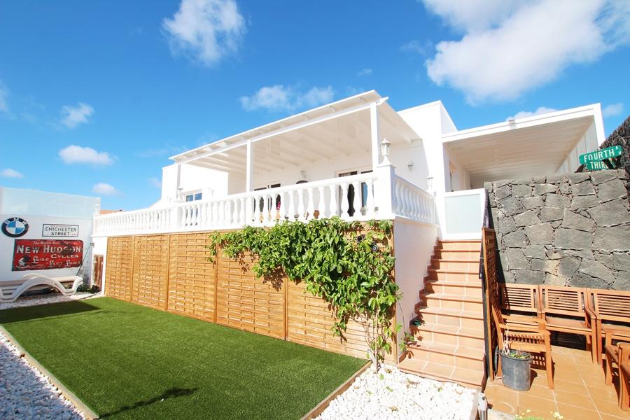 4 bedroom villa for sale in Canary Islands, Lanzarote, Guime, Spain