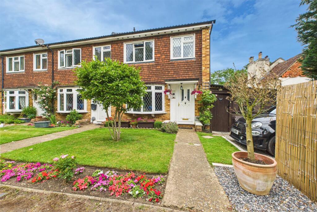 Main image of property: Quebec Gardens, Blackwater, Camberley, Hampshire, GU17