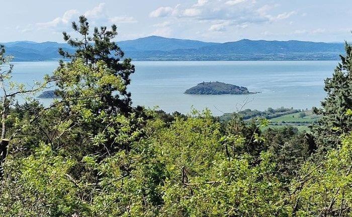 Main image of property: Tuoro sul Trasimeno, Perugia, Umbria