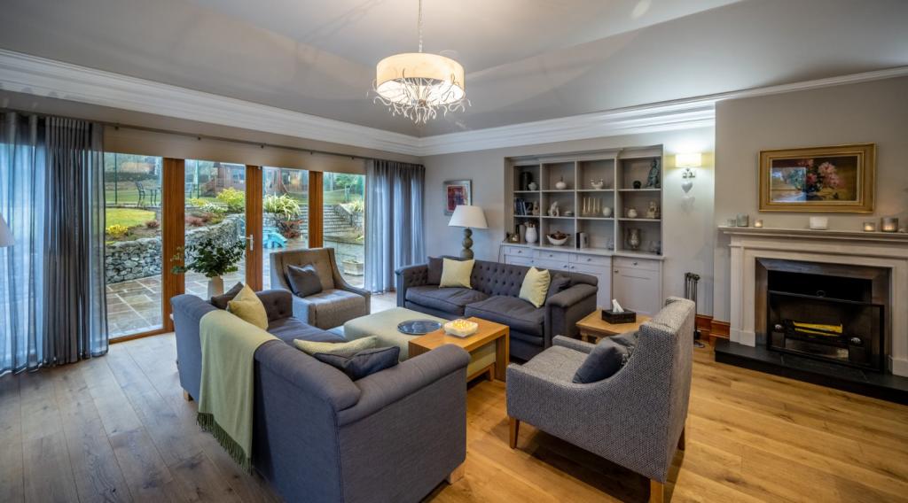 7 bedroom detached house for sale in Craigentoul, Hillhead Road