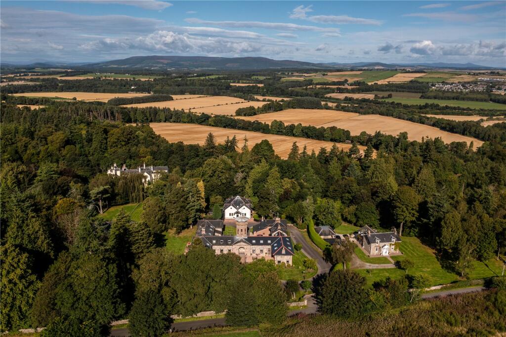4 bedroom detached house for sale in Strathgyle House, Duris, Banchory