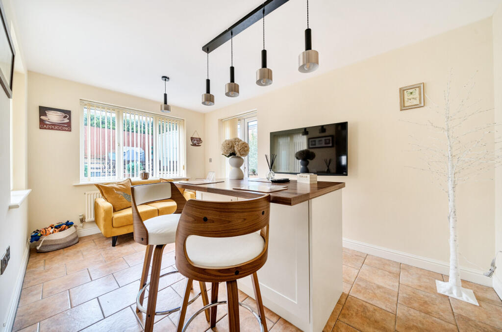 Additional property image - Ffordd Y Berllan, Morganstown, Cardiff