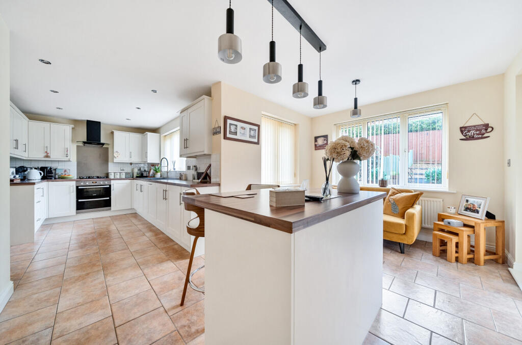 Additional property image - Ffordd Y Berllan, Morganstown, Cardiff