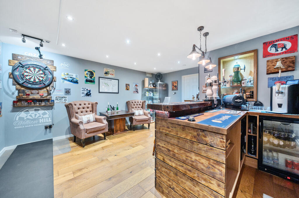 Additional property image - Ffordd Y Berllan, Morganstown, Cardiff
