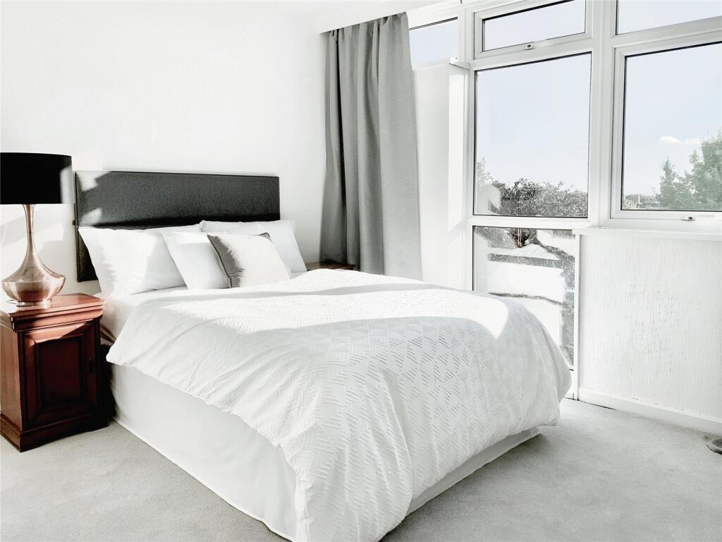 Additional property image - Kymin Road, Penarth, Vale of Glamorgan