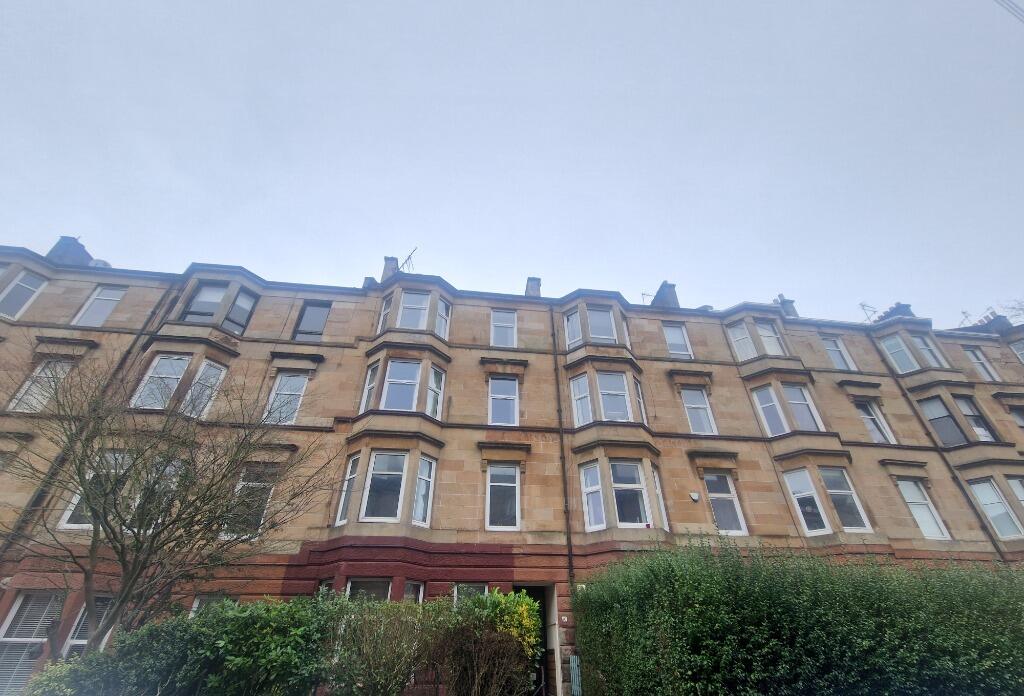 2 bedroom flat for rent in Lawrence Street, Hillhead, Glasgow, G11