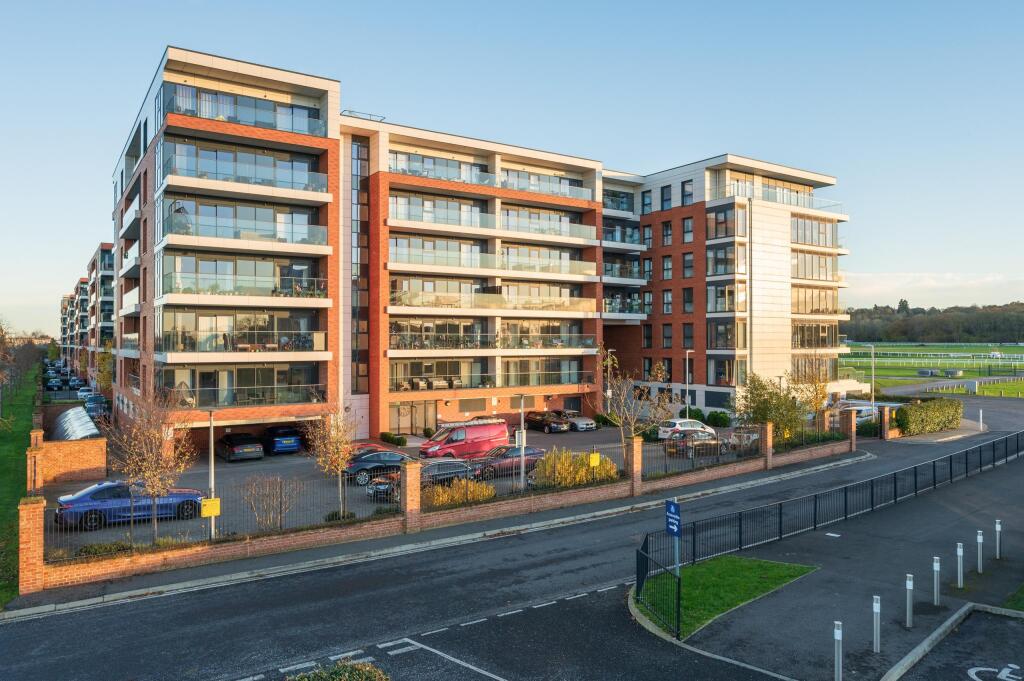 Main image of property: Kingman Way, Newbury, RG14