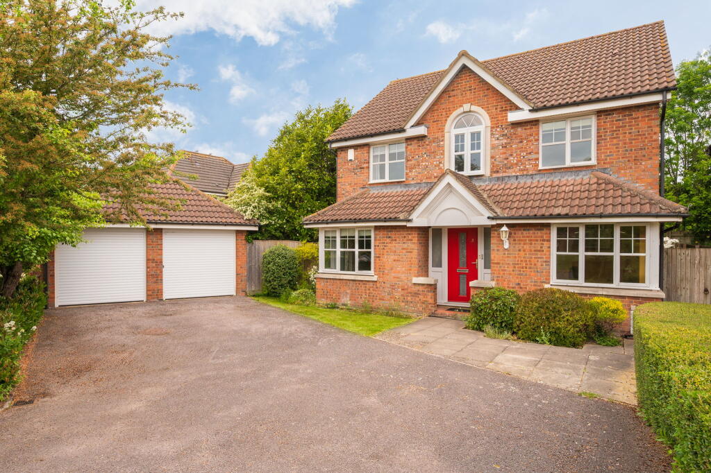 Main image of property: Mably Grove, Wantage, OX12