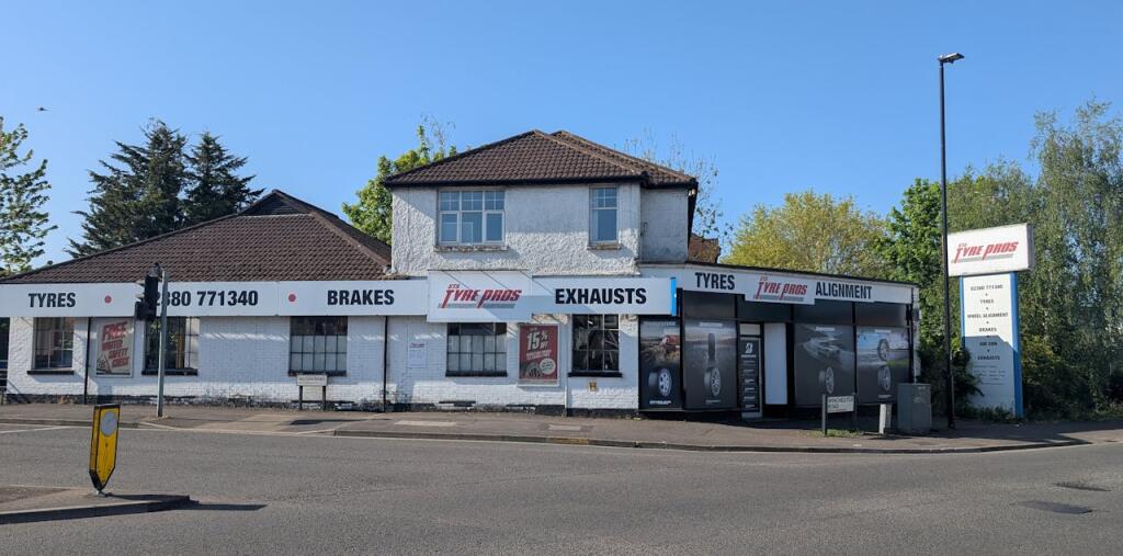 Main image of property: 59 Winchester Road, Shirley, Southampton, SO16 6UP