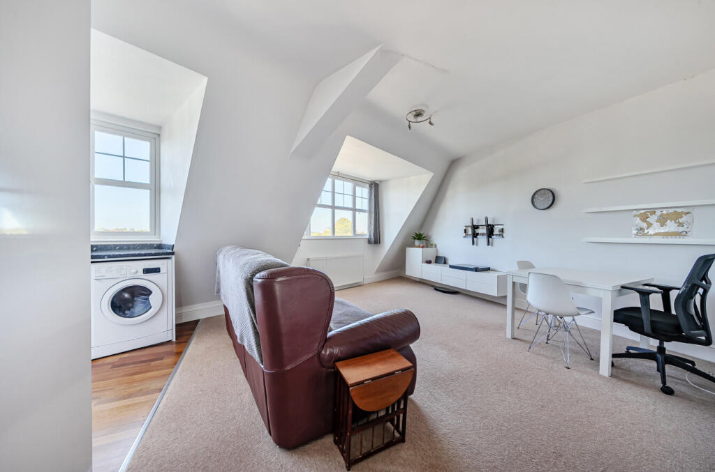 Main image of property: Queens Corner, 76 Queens Road, Hersham