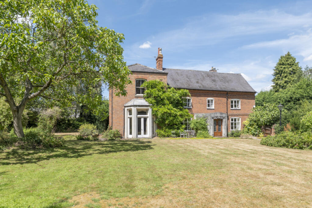 Main image of property: Woodlands Lane, Kirby Muxloe, LE9