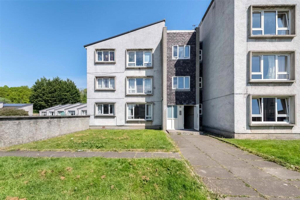 Main image of property: 19 Avenue Park, Bridge of Allan, Stirling, FK9