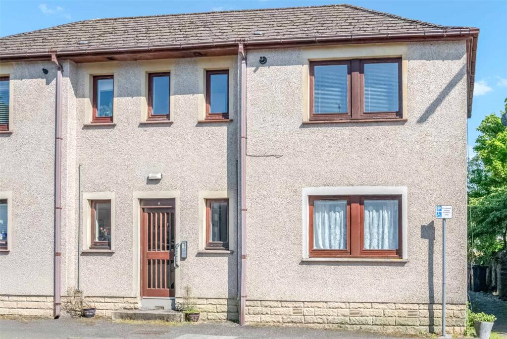 Main image of property: Flat 2, 8 North Church Street, Callander, Stirlingshire, FK17