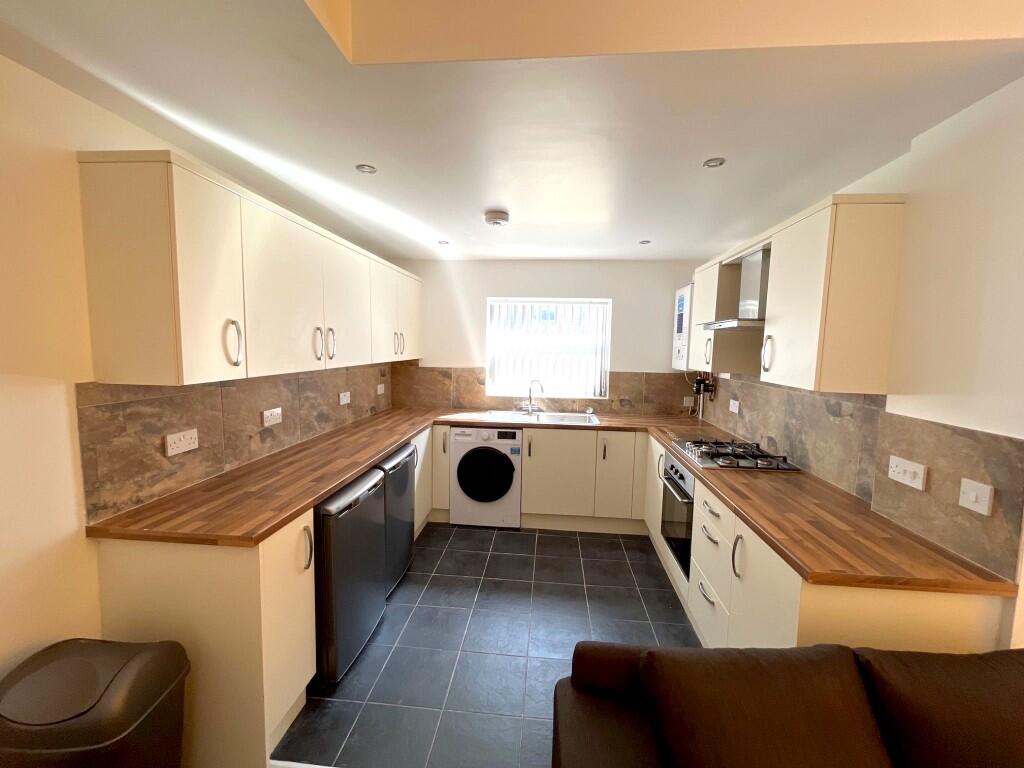 Main image of property: Edinburgh Road, Liverpool, Merseyside, L7