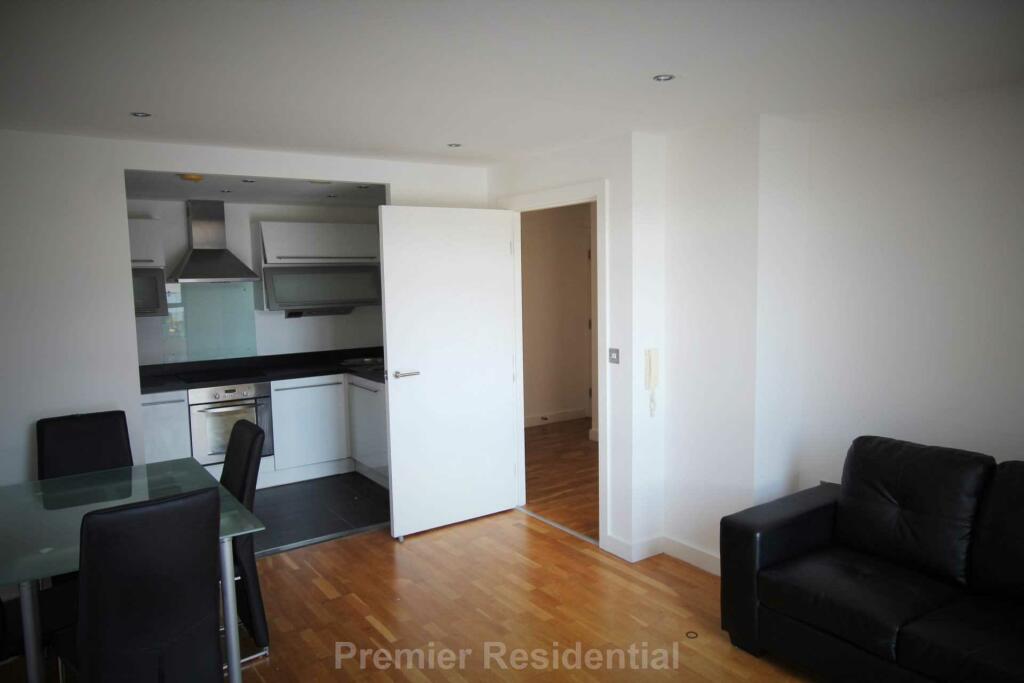 Main image of property: Hill Quays, Manchester