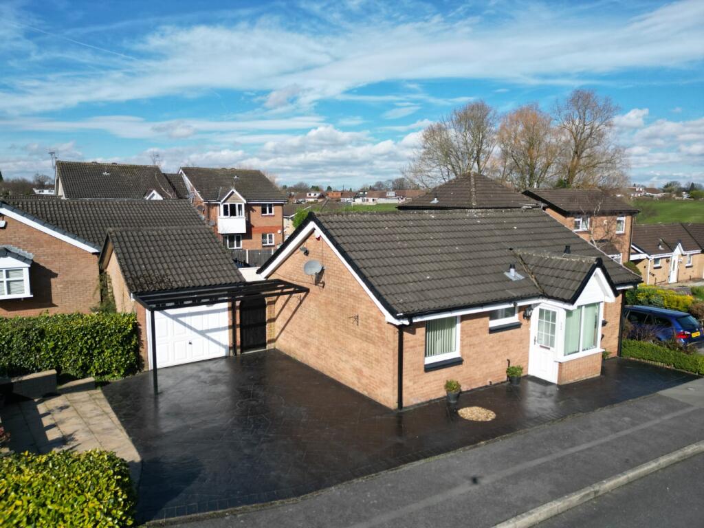 1 bedroom bungalow for sale in Thornley Lane South, Stockport, Cheshire