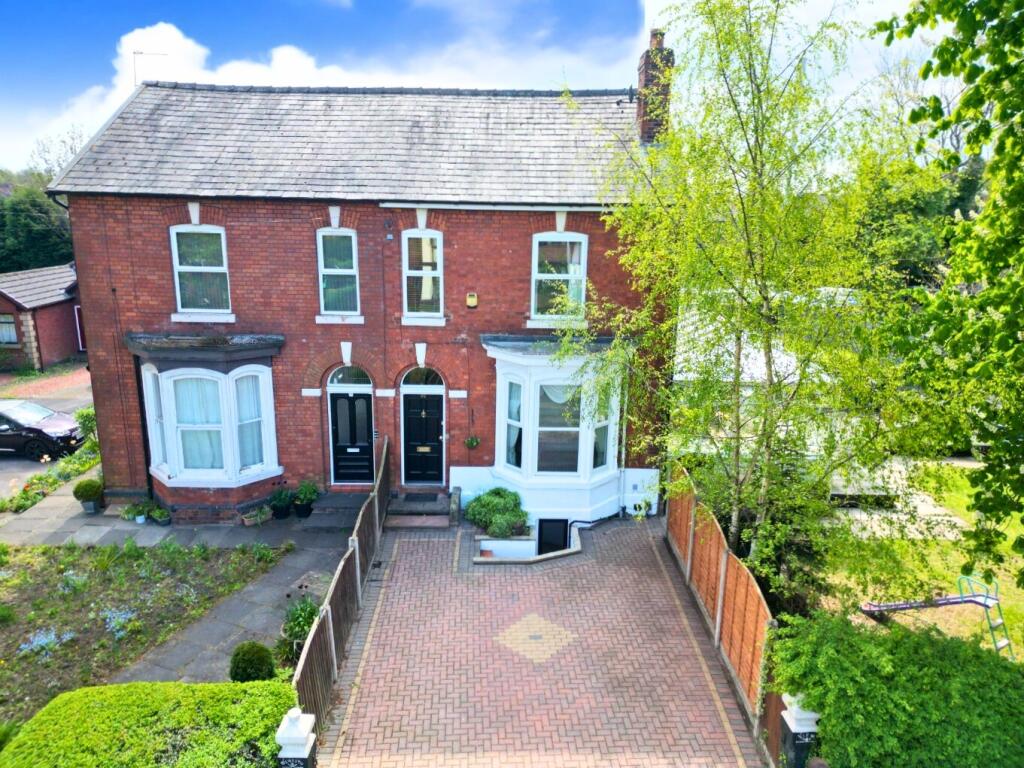 Main image of property: Offerton Lane, Stockport, Cheshire, SK2 5BS