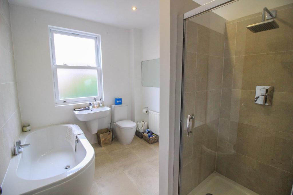 2 bedroom semidetached house for sale in Winifred Road, Heaviley