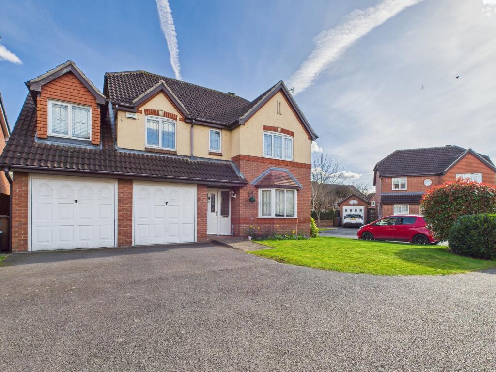 Main image of property: Templebell Close, Littleover