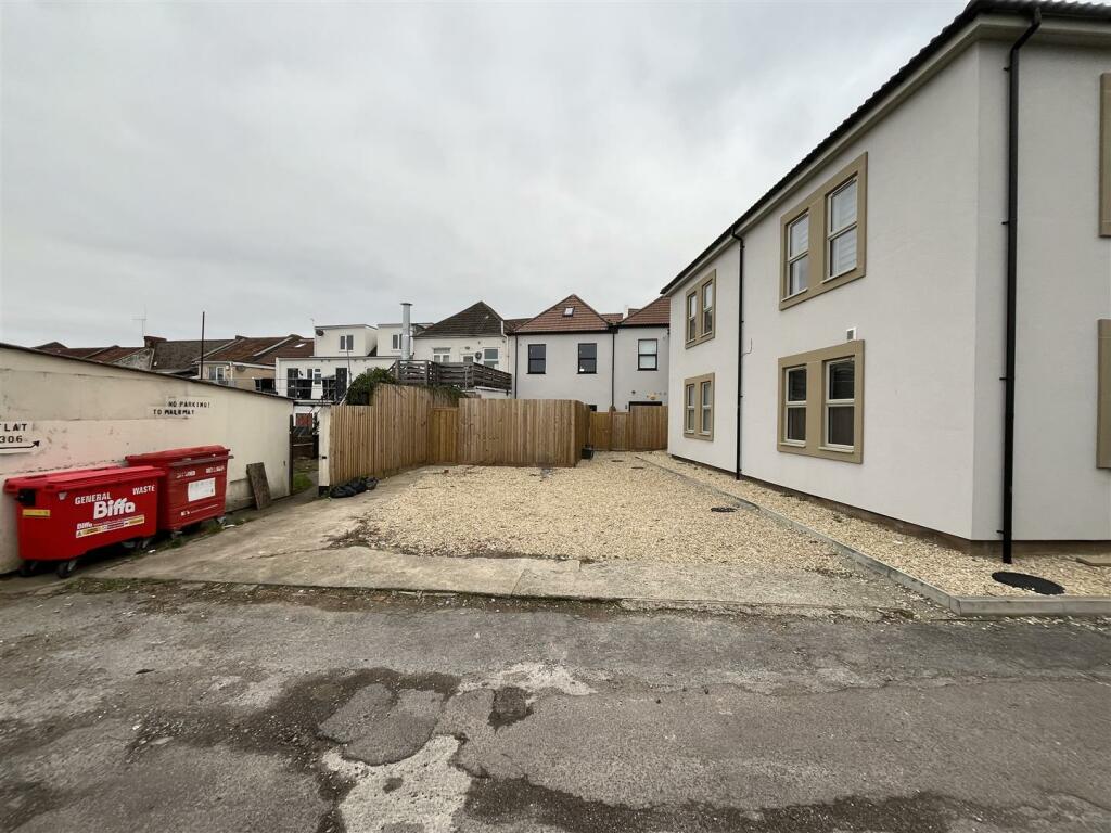 Additional property image - PARKING SPACES | LAND | LODGE CAUSEWAY