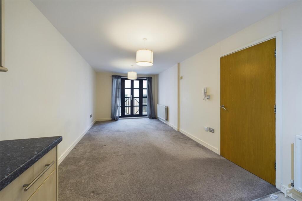 Additional property image - 3 x  FLATS | NORFOLK HEIGHTS