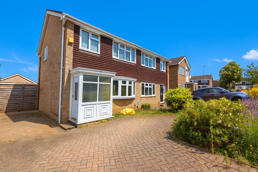 Main image of property: Spanslade Road, Standens Barn, NN3 9DL