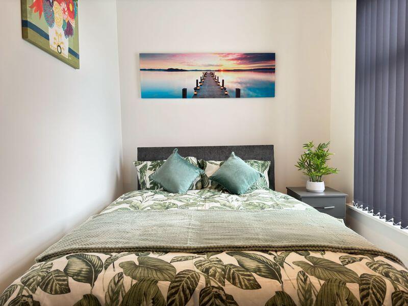 Main image of property: STUNNING ROOMS AVAILABLE - Bury Road, Bolton,- BL2