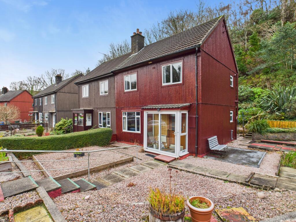 Main image of property: 19 Hazeldean Crescent, Oban, PA34 5JT