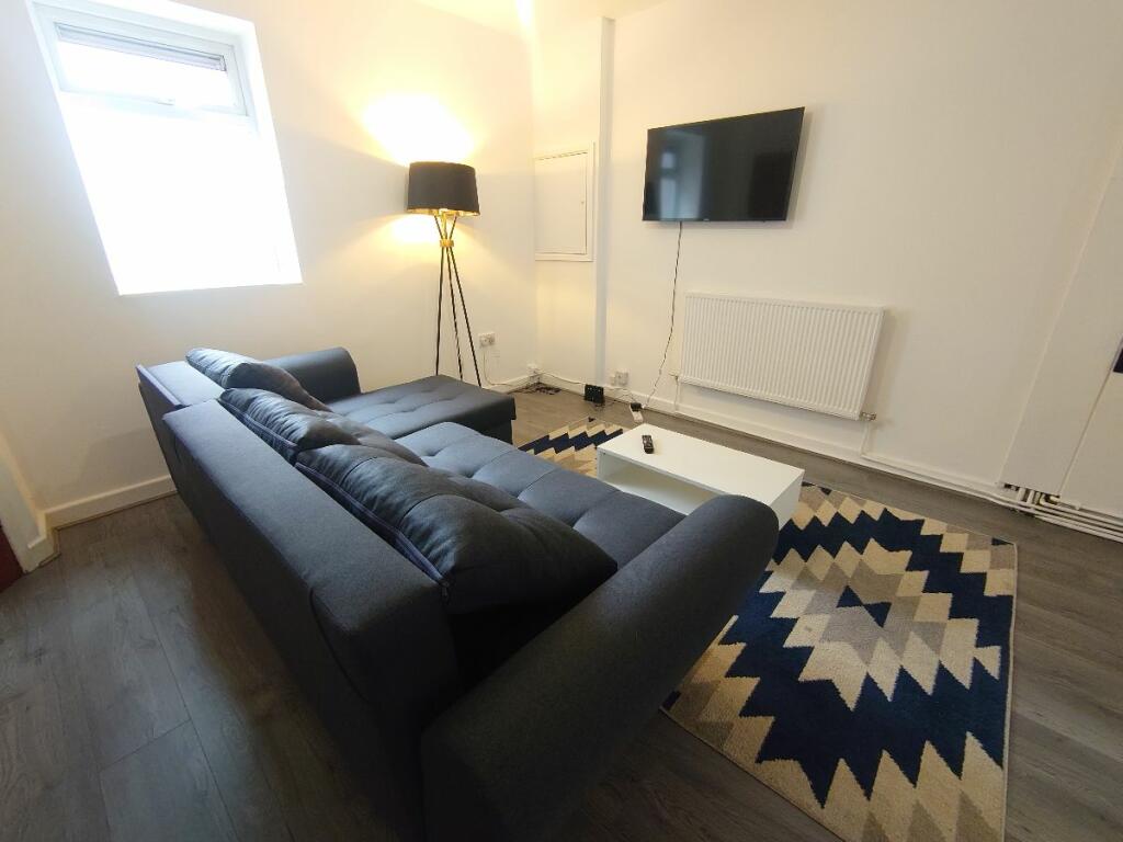 3 bedroom terraced house for rent in Roscoe Street, Liverpool, L1