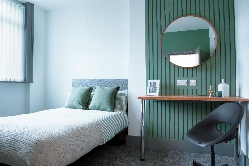 Main image of property: Bed 2, Borough Hotel, Great Crosshall Street, Liverpool