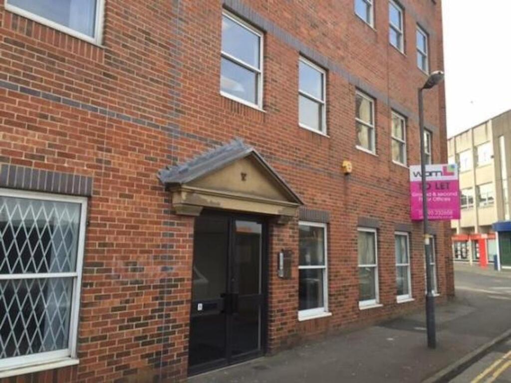 Main image of property: 5 Temple Chambers, Swindon, SN1 1SQ