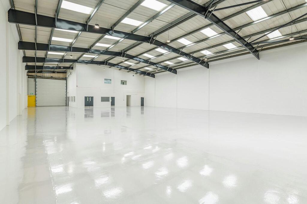 Unit 3 Quadrillion Ind Est Swindon57.jpg