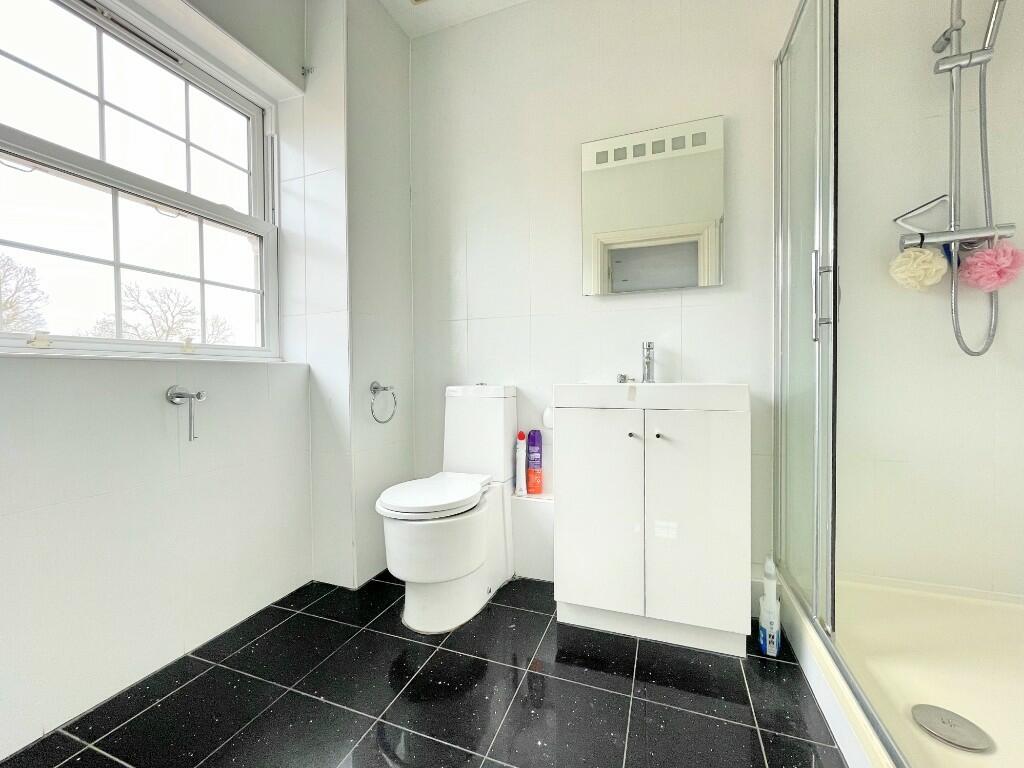 5 bedroom detached house for sale in Southminster Road, MAYLAND, CM3