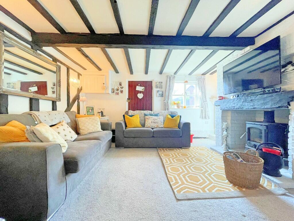 2 bedroom terraced house for sale in Mersea Road, LANGENHOE, CO5