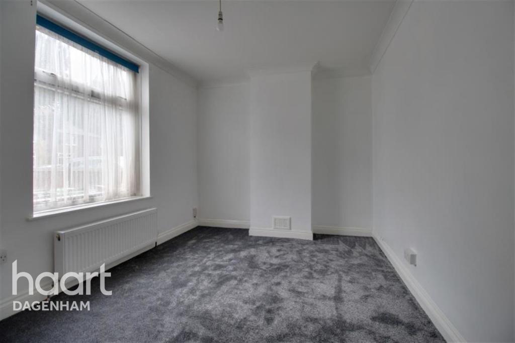 1 bedroom flat for rent in Parsloes Avenue, Dagenham, RM9