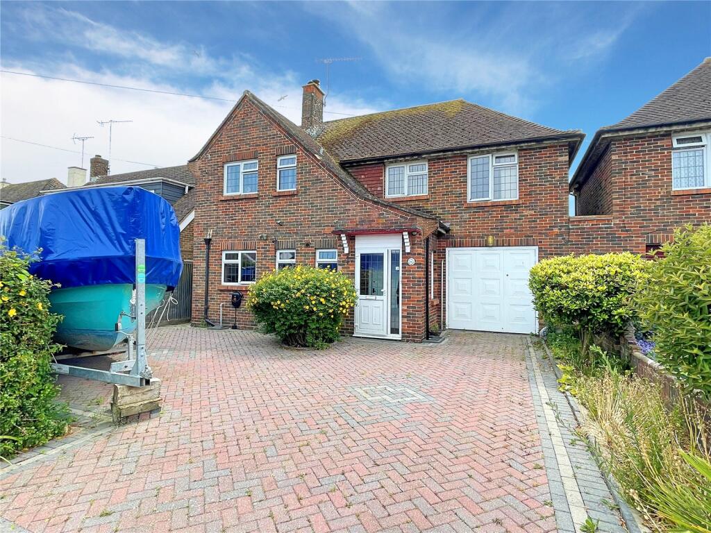 Main image of property: Parkside Avenue, Littlehampton, West Sussex, BN17