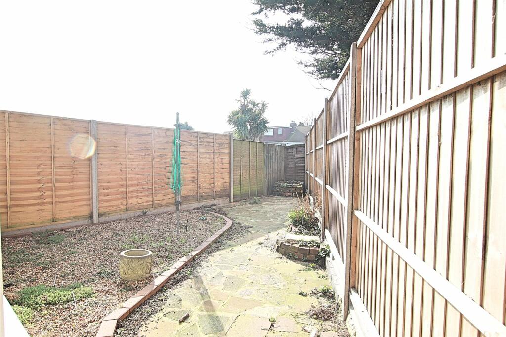 Additional property image - Milton Avenue, Rustington, Littlehampton, West Sussex, BN16