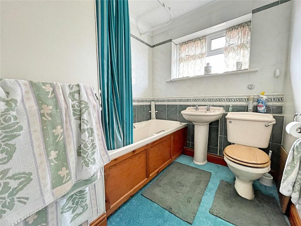 Additional property image - Madehurst Way, Littlehampton, West Sussex, BN17
