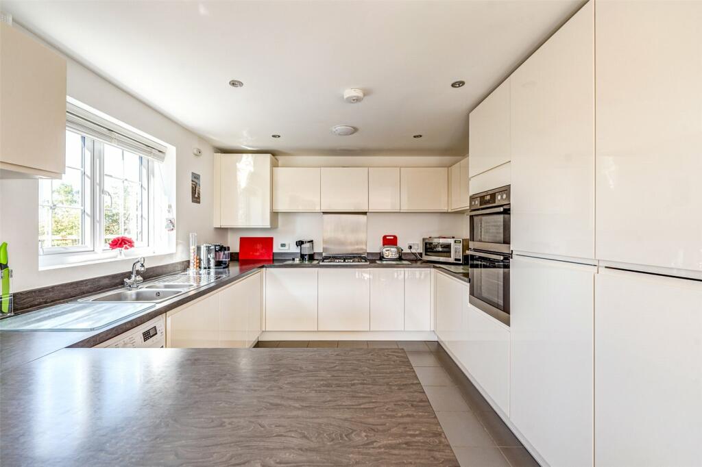 Additional property image - Boniface Avenue, Littlehampton, West Sussex, BN17