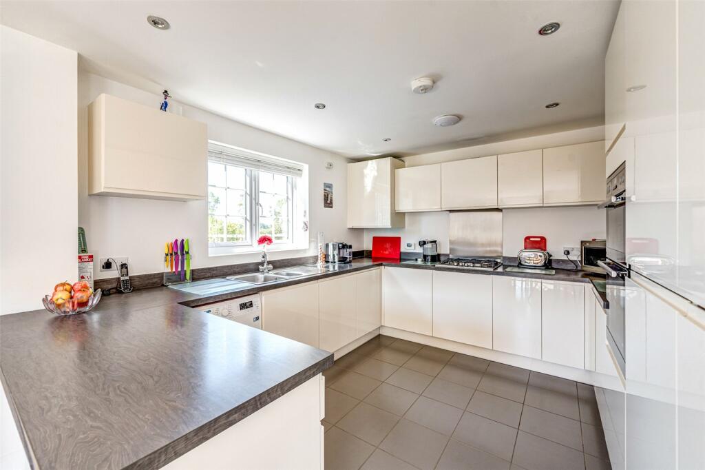 Additional property image - Boniface Avenue, Littlehampton, West Sussex, BN17