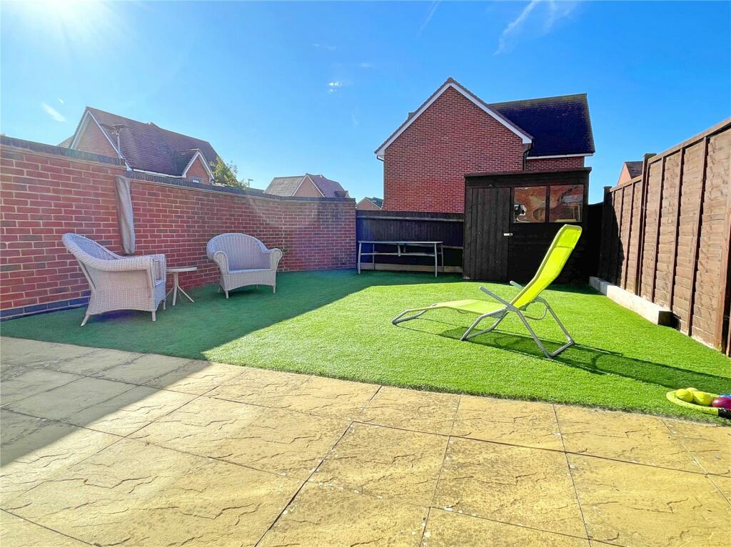 Additional property image - Suter Gardens, Littlehampton, West Sussex, BN17