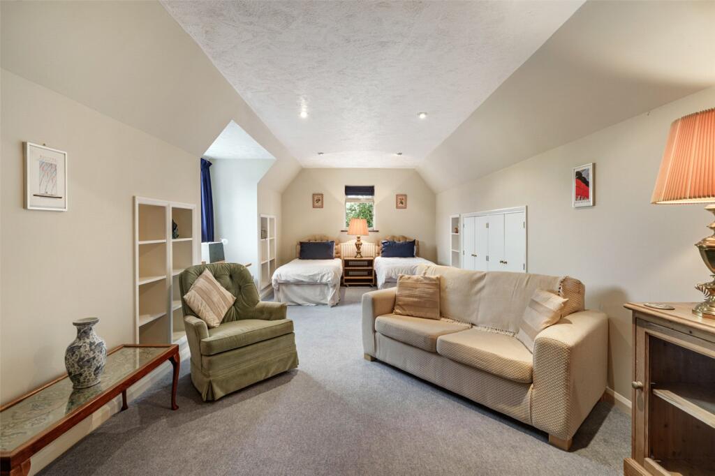 Additional property image - The Thatchway, Angmering, Littlehampton, West Sussex, BN16