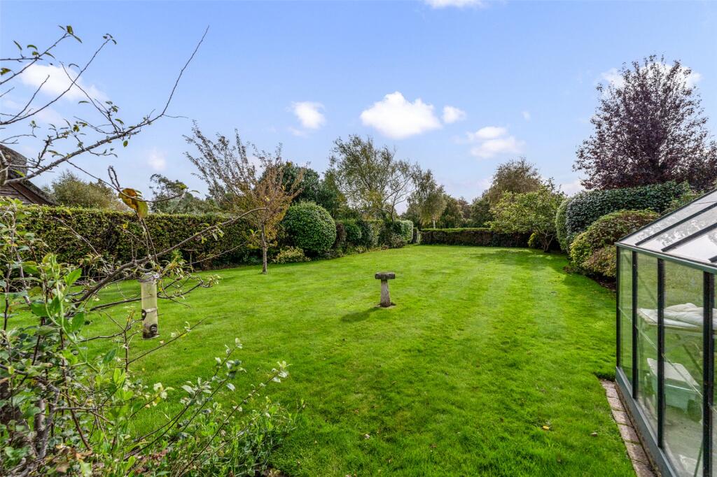 Additional property image - The Thatchway, Angmering, Littlehampton, West Sussex, BN16
