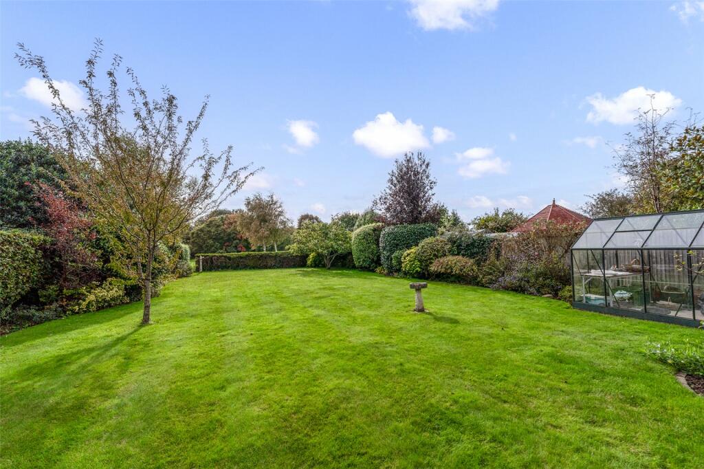 Additional property image - The Thatchway, Angmering, Littlehampton, West Sussex, BN16