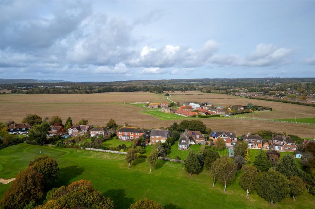 Additional property image - The Thatchway, Angmering, Littlehampton, West Sussex, BN16