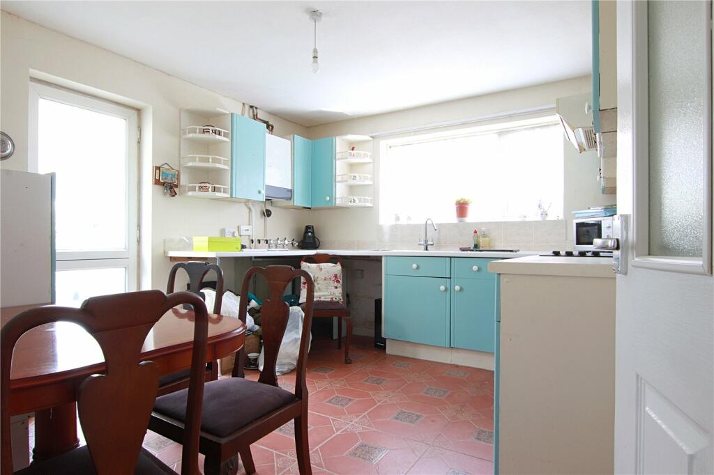 Additional property image - Amberley Close, Littlehampton, West Sussex, BN17