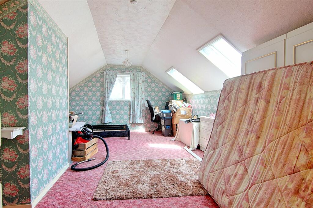 Additional property image - Amberley Close, Littlehampton, West Sussex, BN17