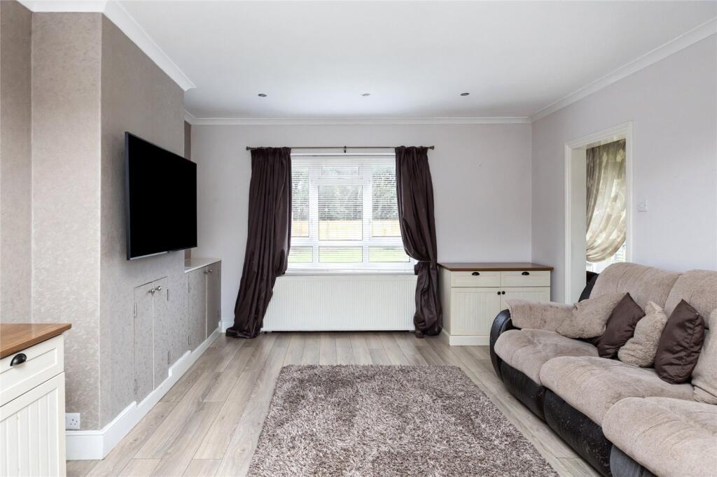 Additional property image - Thorncroft Road, Littlehampton, West Sussex, BN17