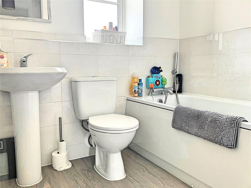 Additional property image - Verbena Drive, Angmering, Littlehampton, BN16