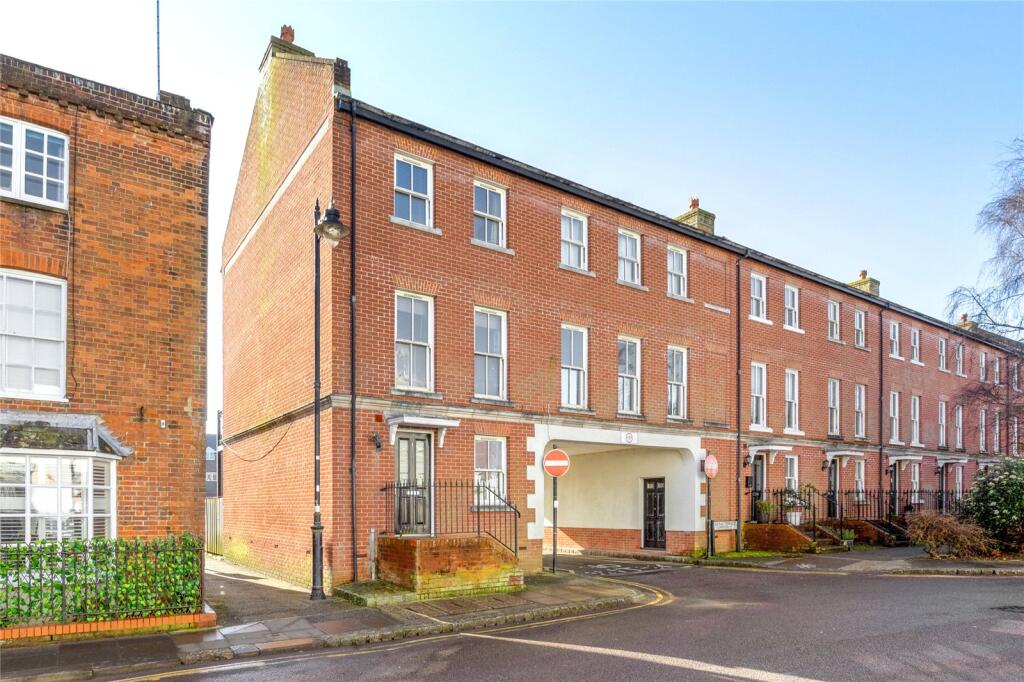 Main image of property: Surrey Street, Littlehampton, West Sussex, BN17
